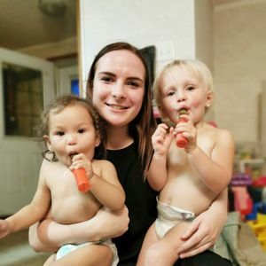 Meet your Posher, Danielle